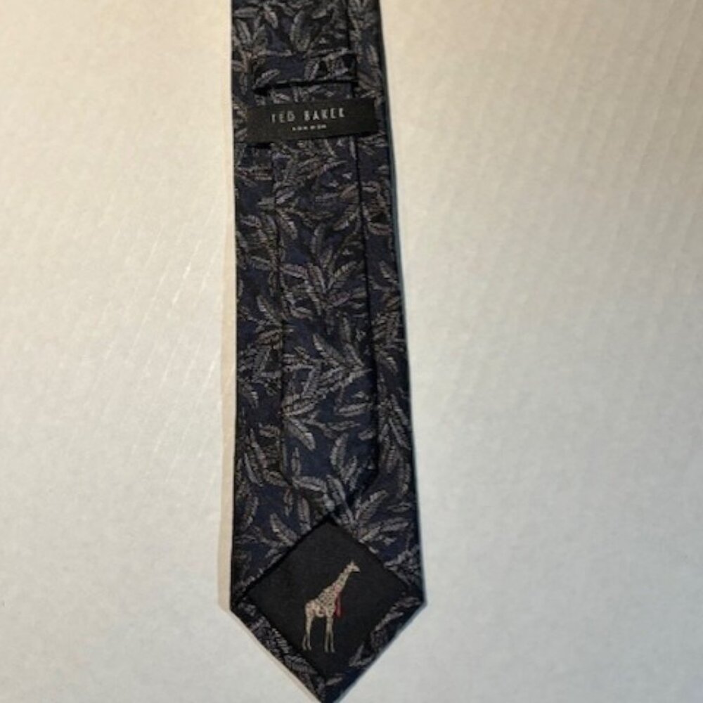 Ted Baker London Navy Blue Brown Palm Tree 100% Mulberry Silk Giraffe Mens Tie